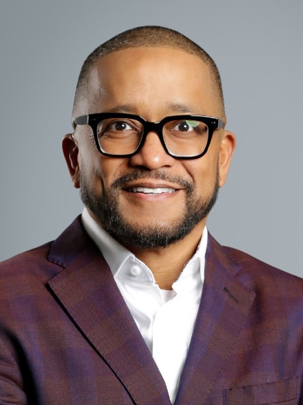 Curtis Campbell Headshot 440x587.jpg