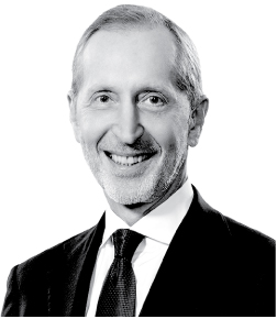 [MISSING IMAGE: ph_richard-head.jpg]