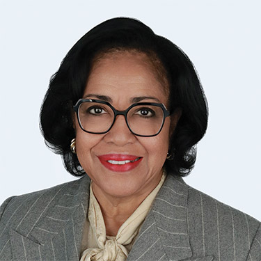 [MISSING IMAGE: ph_baileyvicky-4c.jpg]