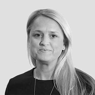 [MISSING IMAGE: ph_sallymooresq-bw.jpg]