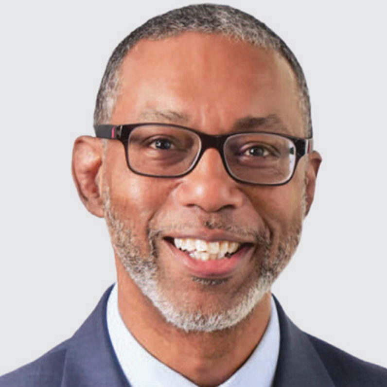 [MISSING IMAGE: ph_kevinlofton-4c.jpg]