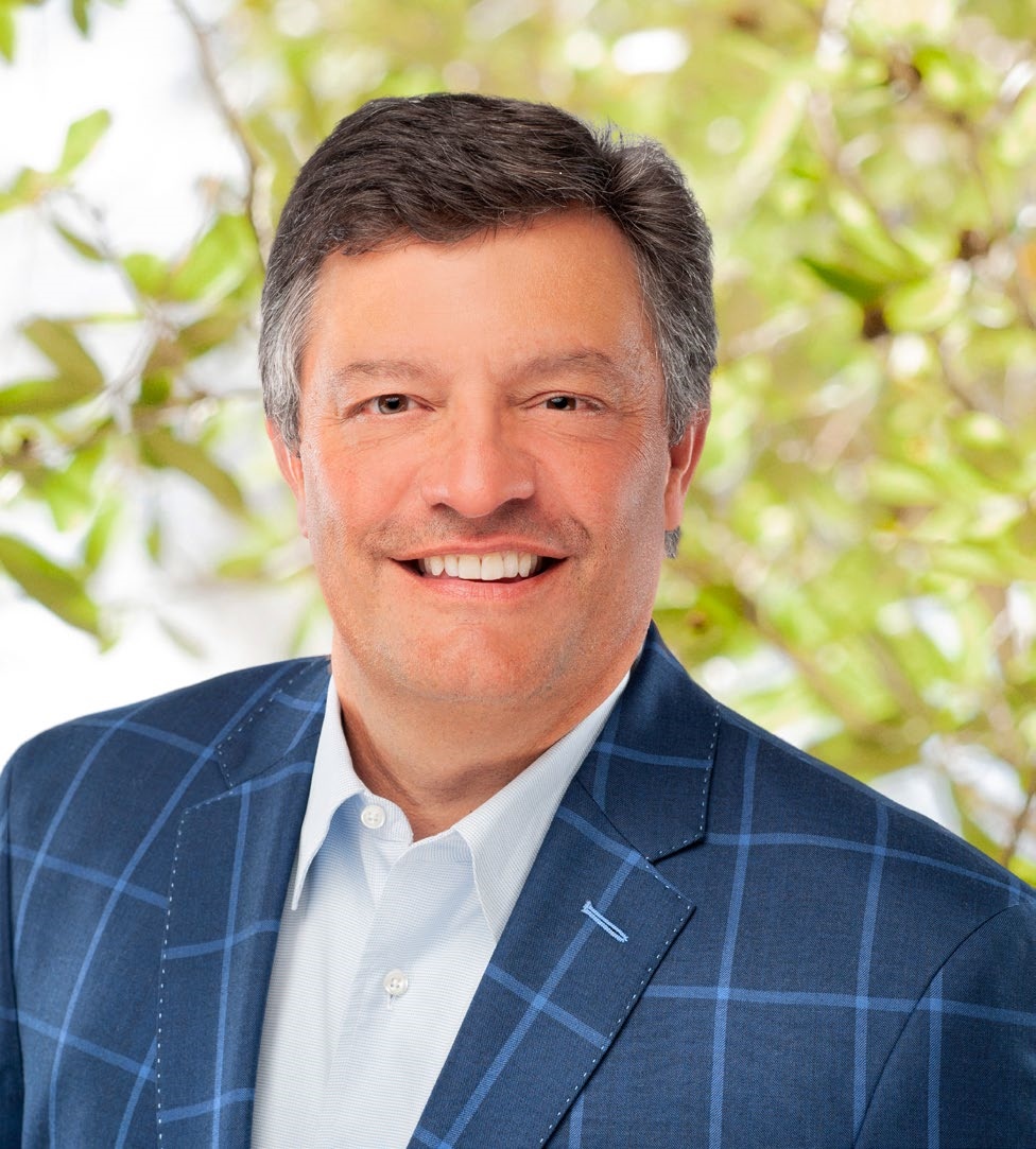 Tom Ryan Corporate Website Photo 2022.jpg