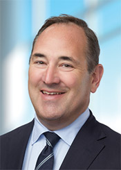 [MISSING IMAGE: ph_robdillard-4c.jpg]