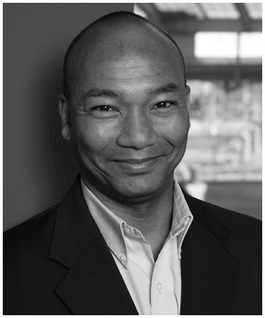 [MISSING IMAGE: ph_davidwindley-bw.jpg]