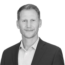 [MISSING IMAGE: ph_andrewhider-bw.jpg]