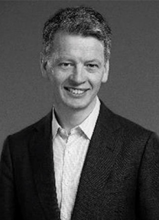 [MISSING IMAGE: ph_barneyharfordsq-bwlr.jpg]