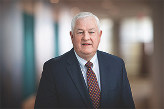 [MISSING IMAGE: ph_danielpneary-4c.jpg]