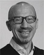 [MISSING IMAGE: ph_lucasavi-bw.jpg]