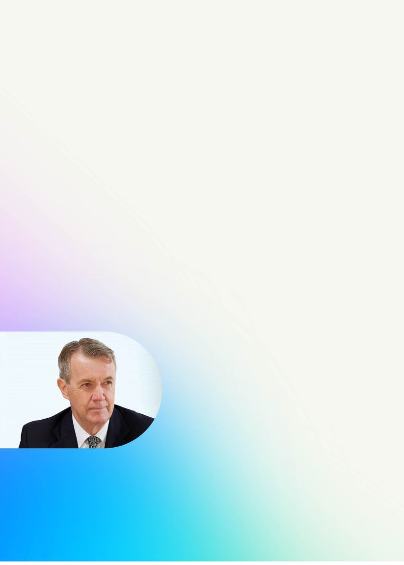 People background auroras_IanMeakins.jpg