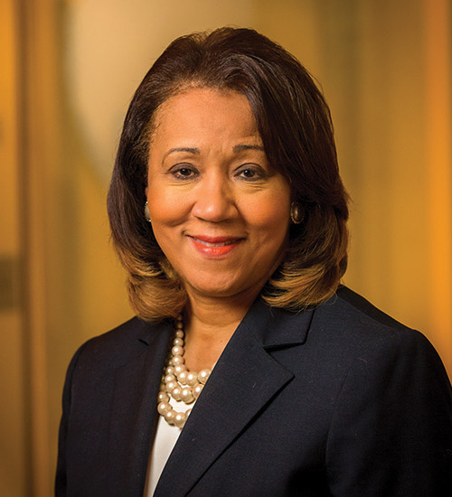 [MISSING IMAGE: ph_cynthiaobooth-4c.jpg]