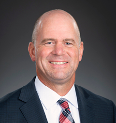 05_photo_executiveOfficer_Rickard D.jpg