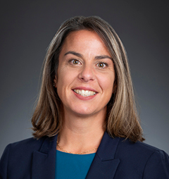 05_photo_executiveOfficer_Kyra C.jpg