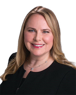 [MISSING IMAGE: ph_annchaplin-4c.jpg]