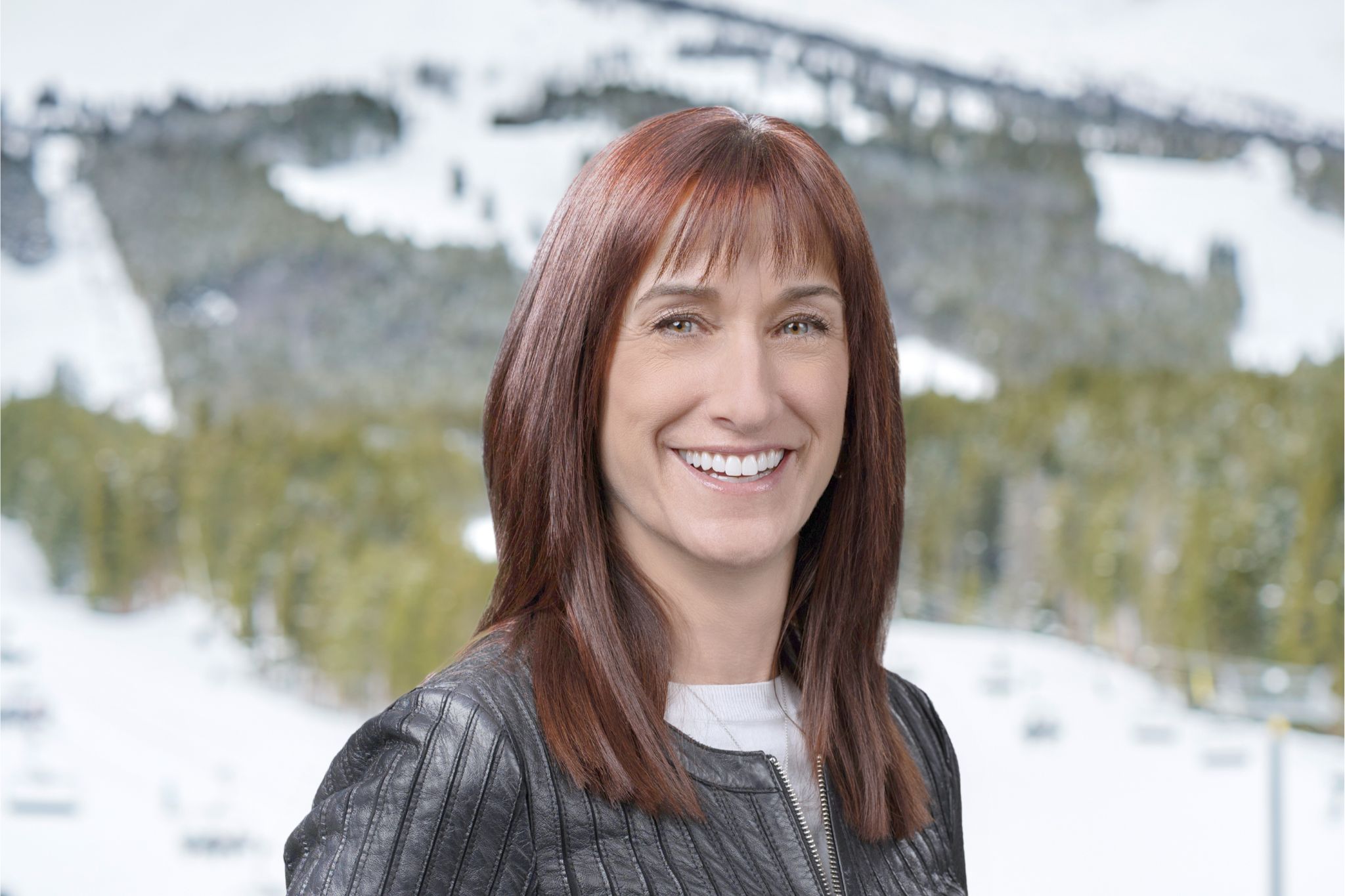 Executive headshot – Lynanne.jpg