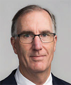 [MISSING IMAGE: ph_briantshea-4clr.jpg]