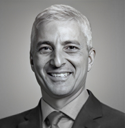 05 PRO013636_img_named executive_EHantos8.jpg