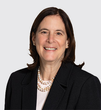 [MISSING IMAGE: ph_stephaniestreeter-4c.jpg]