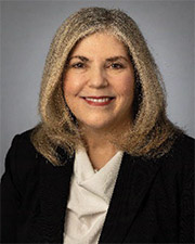 [MISSING IMAGE: ph_carolynkpittman-4clr.jpg]