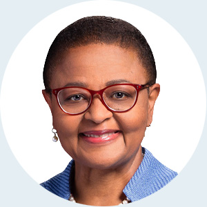 05_439020_photo_haynesworthl_Board Overview_Round_pale-blue.jpg