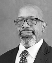 [MISSING IMAGE: ph_arturonunez-bw.jpg]