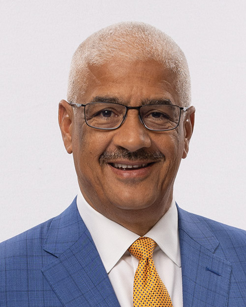 [MISSING IMAGE: ph_craigsivey-4c.jpg]