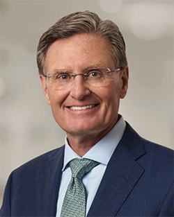 [MISSING IMAGE: ph_martylyons01-4c.jpg]