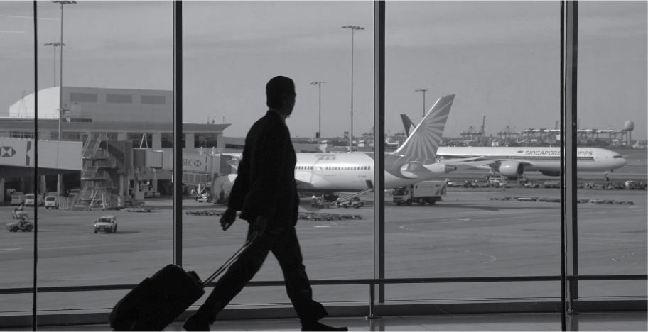 [MISSING IMAGE: tm2221499d2-ph_silhouettebw.jpg]