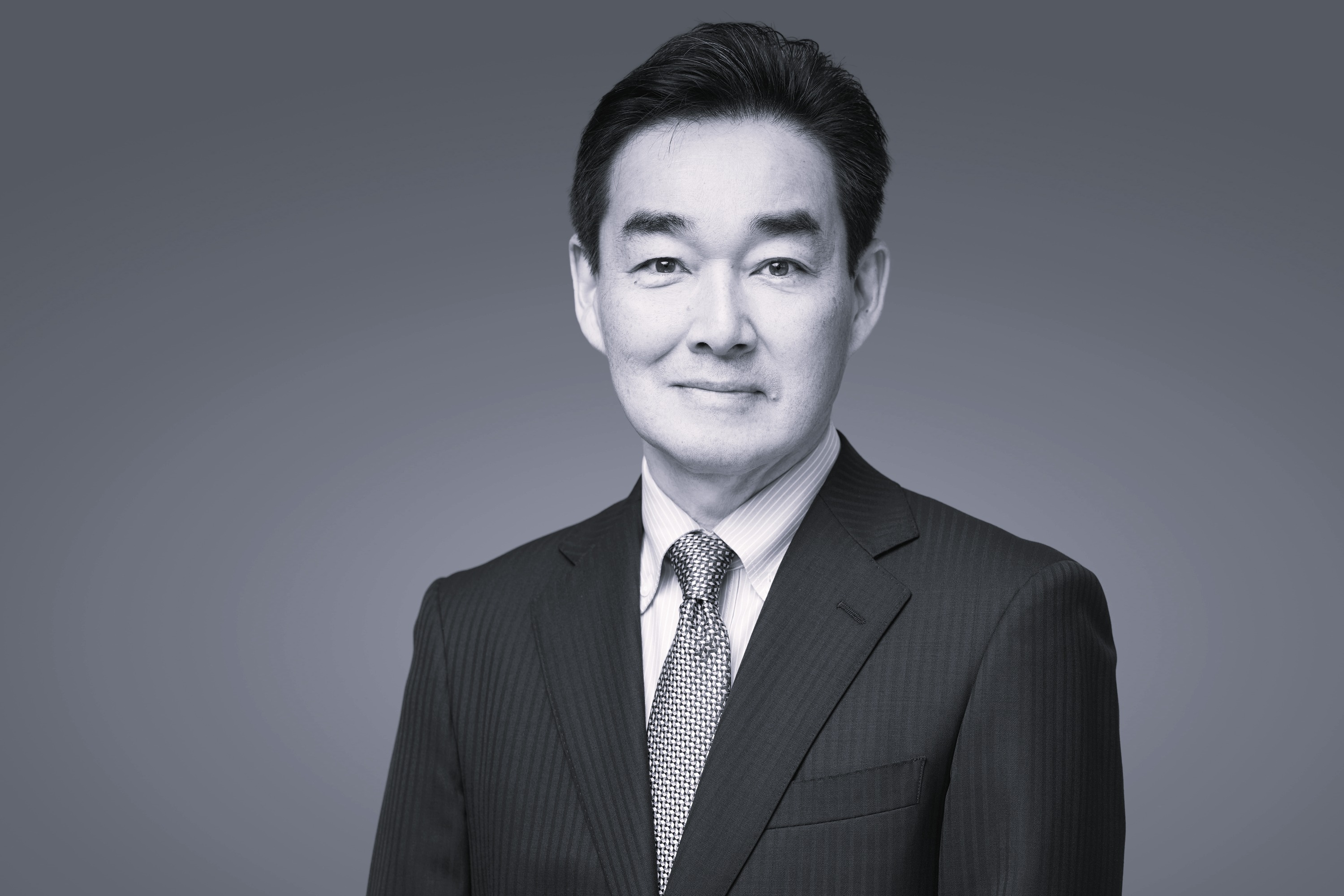 Iguchi_Tetsuo.headshot BW.jpg