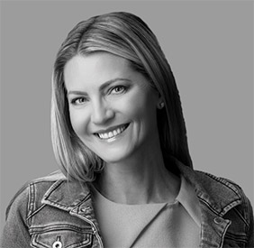 [MISSING IMAGE: ph_samanthawellington-bw.jpg]