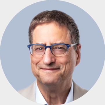 05_BKNG_PXY_2025_Bio_Rothman.jpg