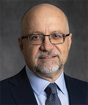 [MISSING IMAGE: ph_thomashellman-4c.jpg]