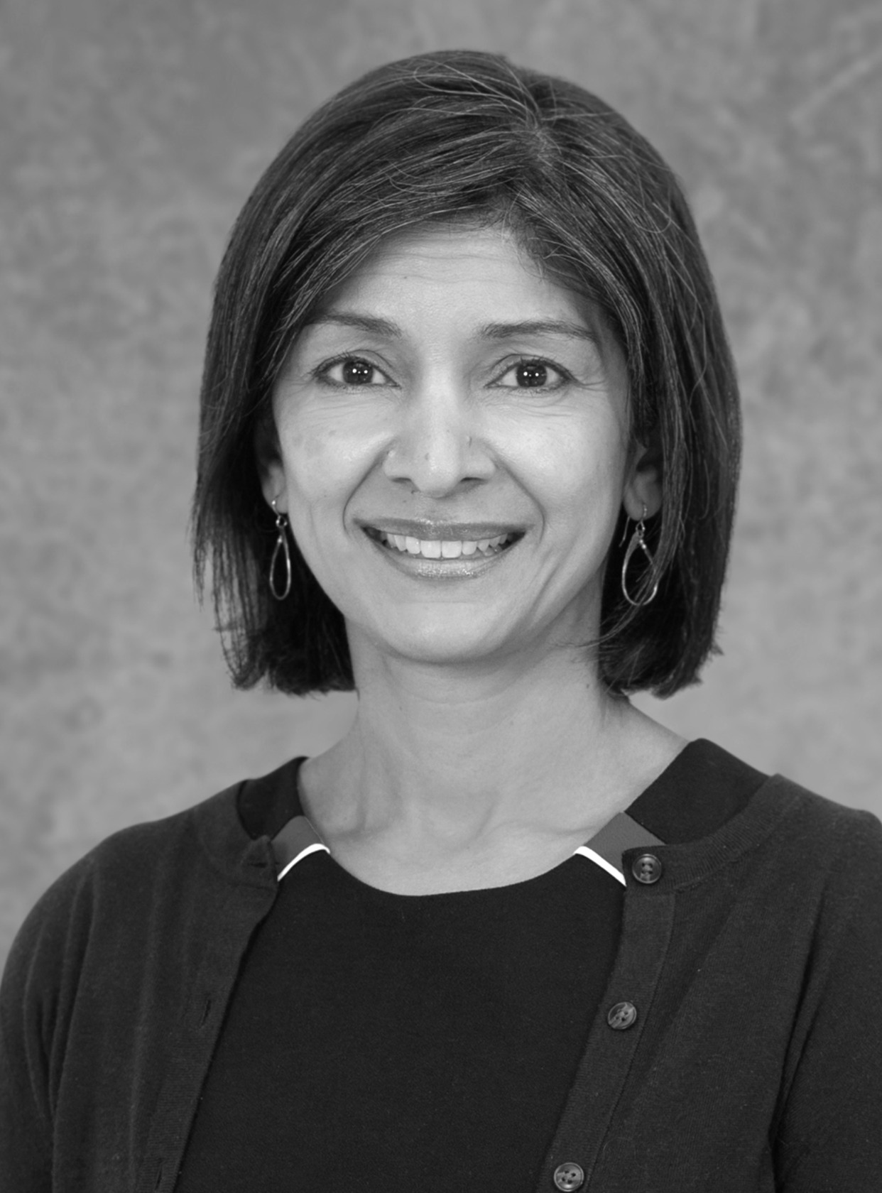 Ramona_Sequeira_HS2_Gray.jpg