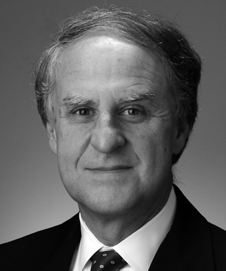 [MISSING IMAGE: ph_crichardreese-bw.jpg]