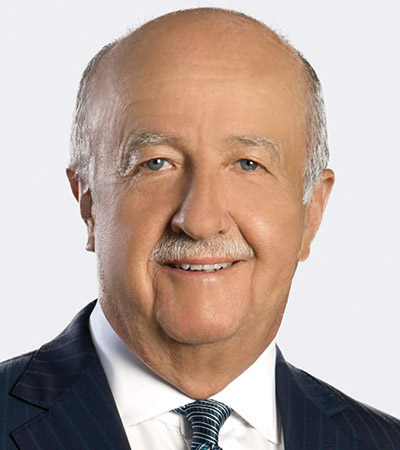 [MISSING IMAGE: ph_daniellevangle-4c.jpg]