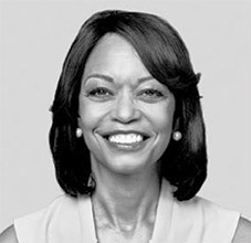 [MISSING IMAGE: ph_teripmcclure-bwlr.jpg]