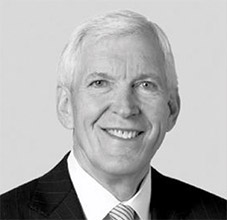 [MISSING IMAGE: ph_thomascleppert-bwlr.jpg]