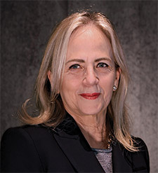 [MISSING IMAGE: ph_barbarajduganier-4c.jpg]