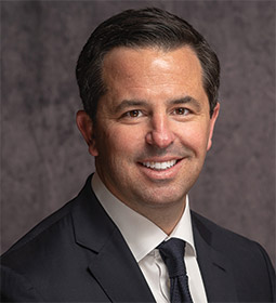 [MISSING IMAGE: ph_jasonpwells-4c.jpg]