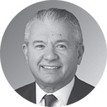 [MISSING IMAGE: ph_gilbertfcasellas-bw.jpg]