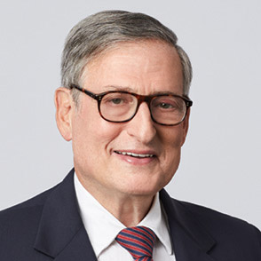 [MISSING IMAGE: ph_michaeljesselson-4c.jpg]