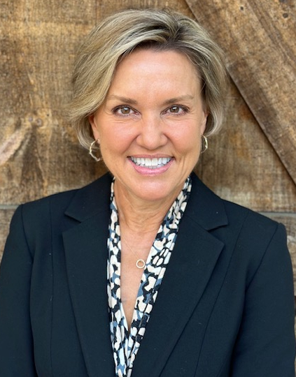 LSB Headshot.jpg