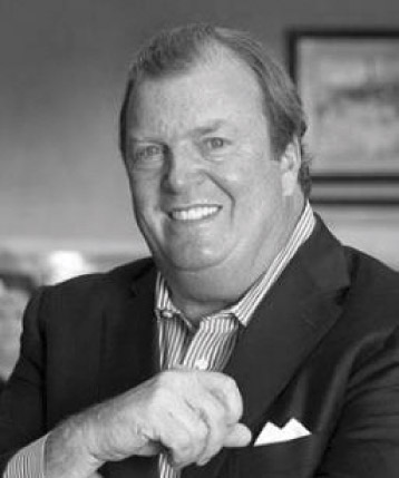 [MISSING IMAGE: ph_lynchpeter-bwlr.jpg]