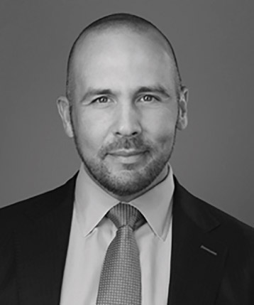 [MISSING IMAGE: ph_reillydavid-bw.jpg]