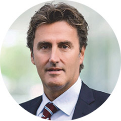 [MISSING IMAGE: ph_danieleferraricir-4c.jpg]