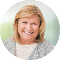 [MISSING IMAGE: ph_jeannemcgoverncir-4c.jpg]