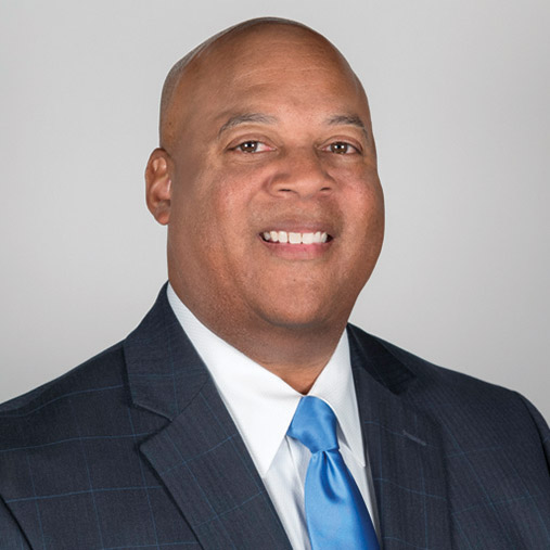 [MISSING IMAGE: ph_jamesray-4c.jpg]