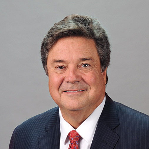 [MISSING IMAGE: ph_johnplueger-4c.jpg]