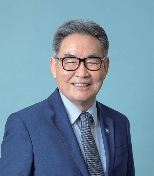 Chairman Lee.jpg