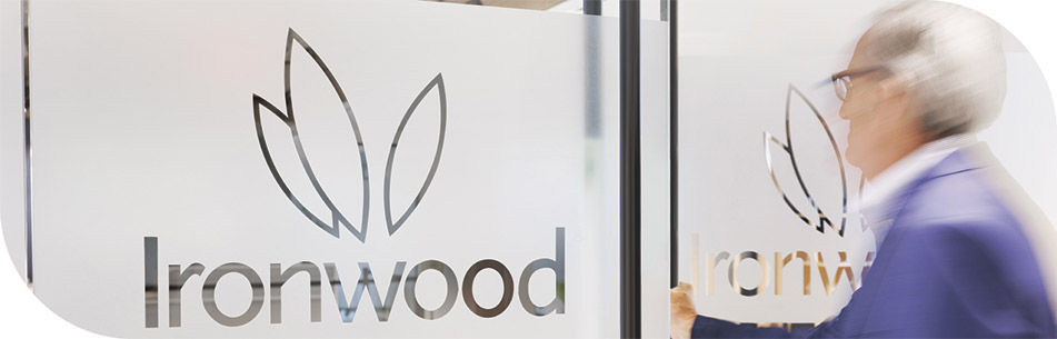 [MISSING IMAGE: ph_ironwood-4c.jpg]