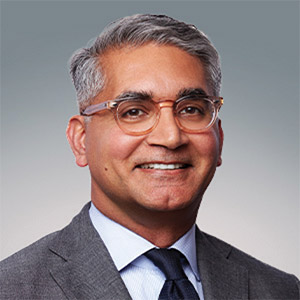 [MISSING IMAGE: ph_adityadutt-4clr.jpg]